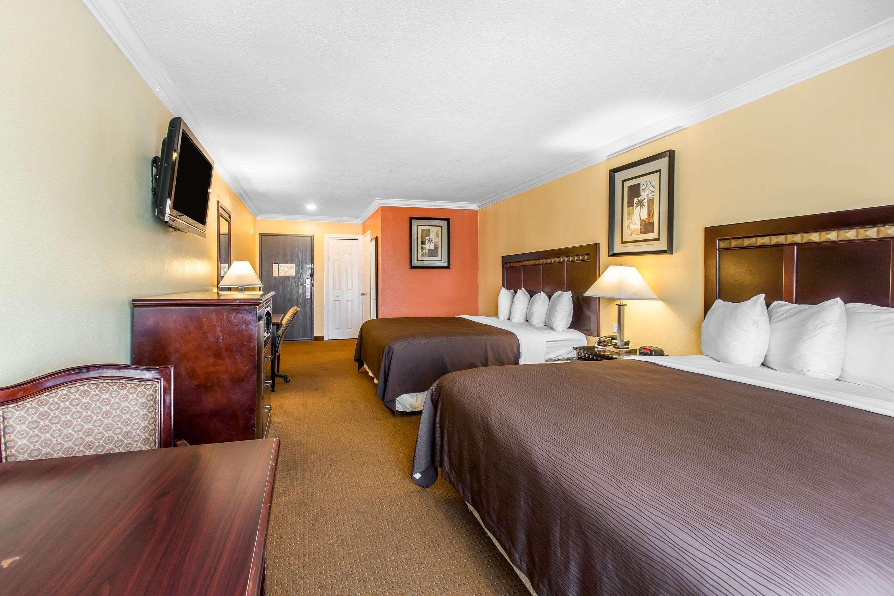 Quality Inn & Suites Bell Gardens-Los Angeles מראה חיצוני תמונה