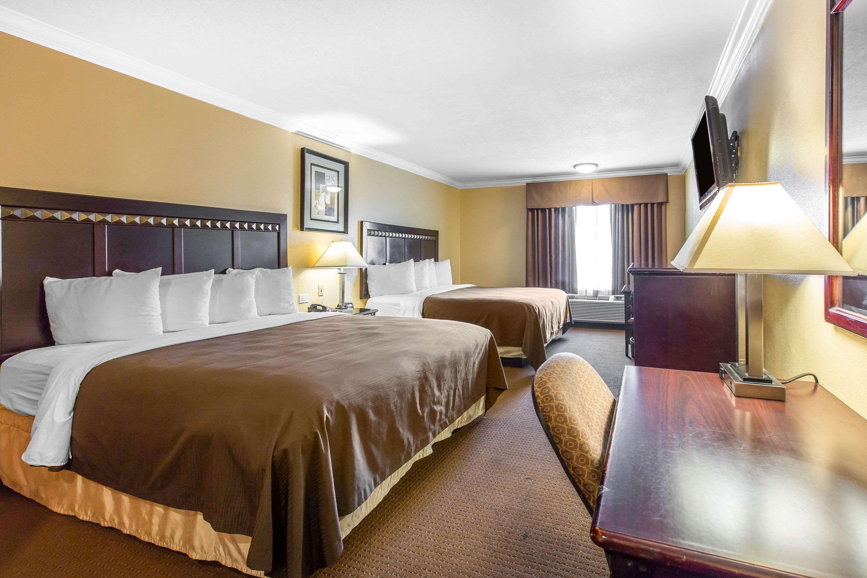 Quality Inn & Suites Bell Gardens-Los Angeles מראה חיצוני תמונה