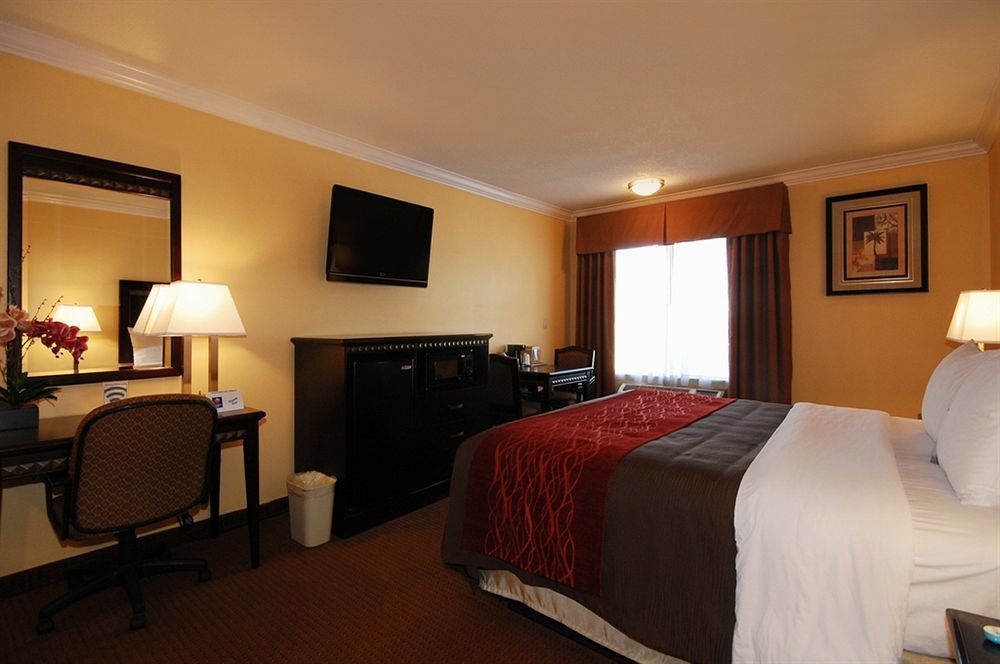 Quality Inn & Suites Bell Gardens-Los Angeles מראה חיצוני תמונה